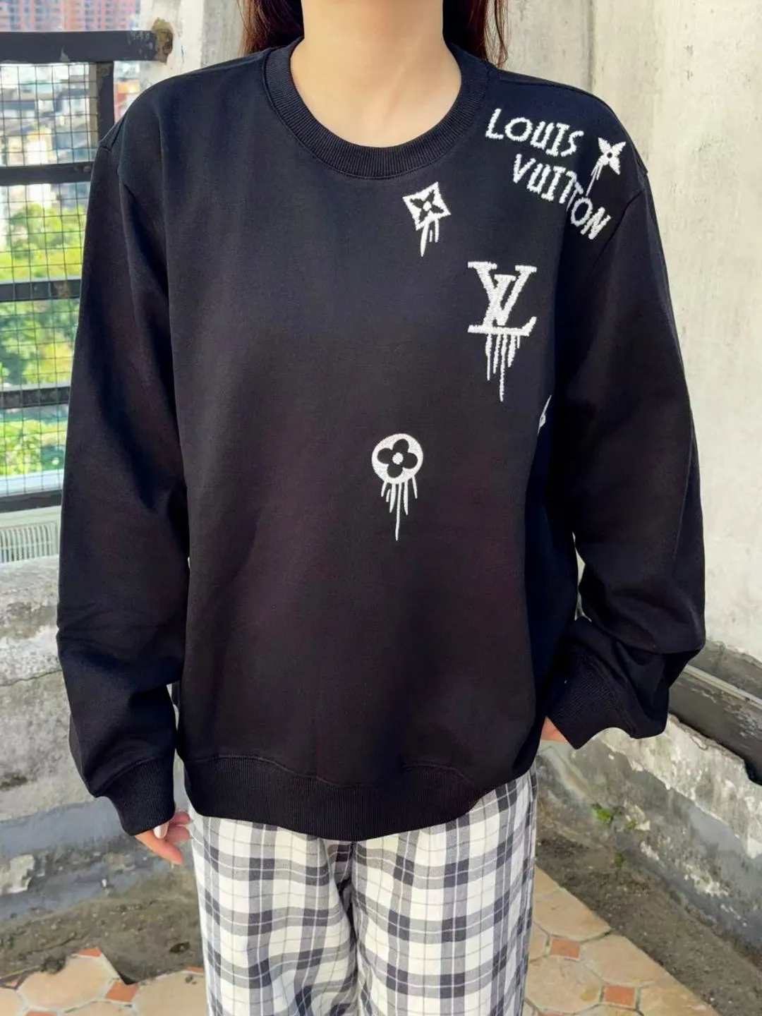 Louis Vuitton/Louis Vuitton 25Fw tassel presbyopic letter embroidered round neck sweatshirt
